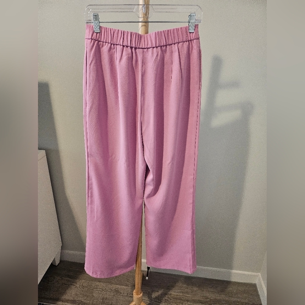 Elegant Pink Women's Jumpsuit - Picture 9 of 10
